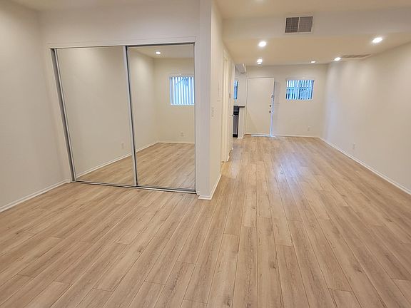 5th image of 4214 Arch Dr APT 3