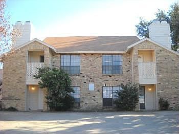 1st image of 314 E Denton Dr