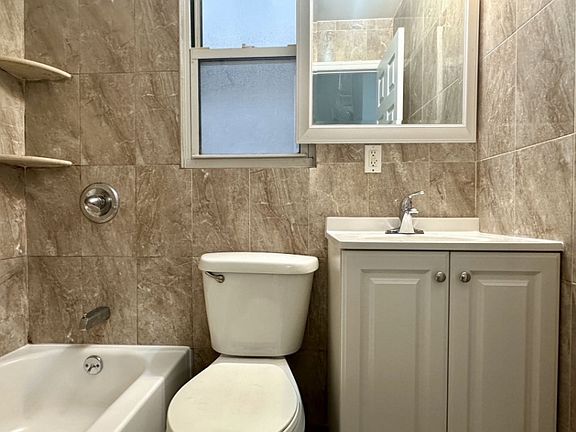 5th image of 12127 8th Ave #1