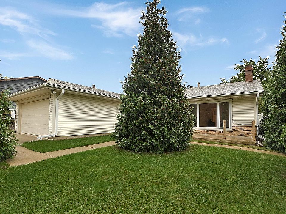 1st image of 7749 W Kingston Dr