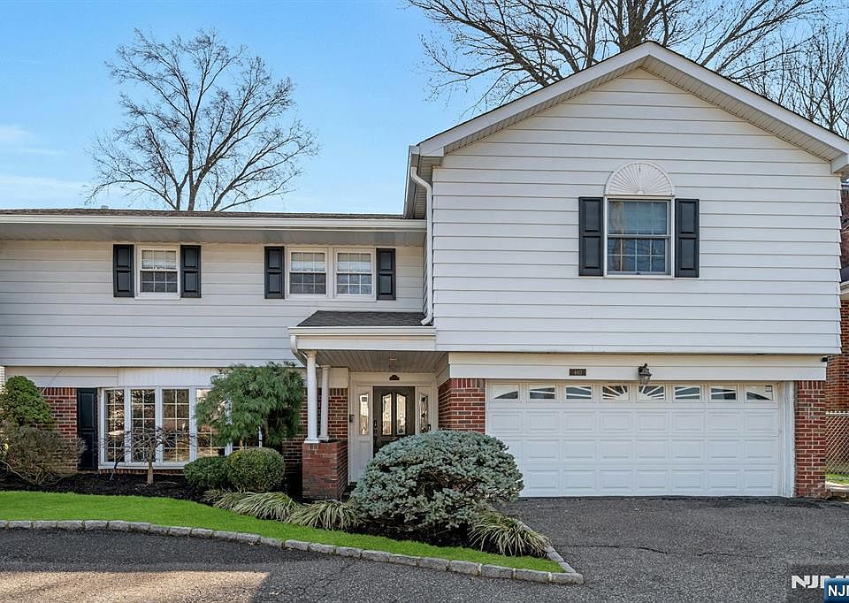 1st image of 460 New Bridge Rd