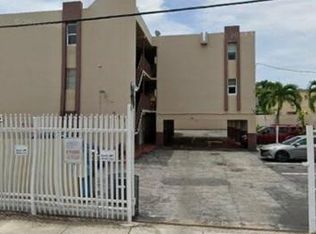 652 NW 3rd St APT 304, Miami, FL 33128