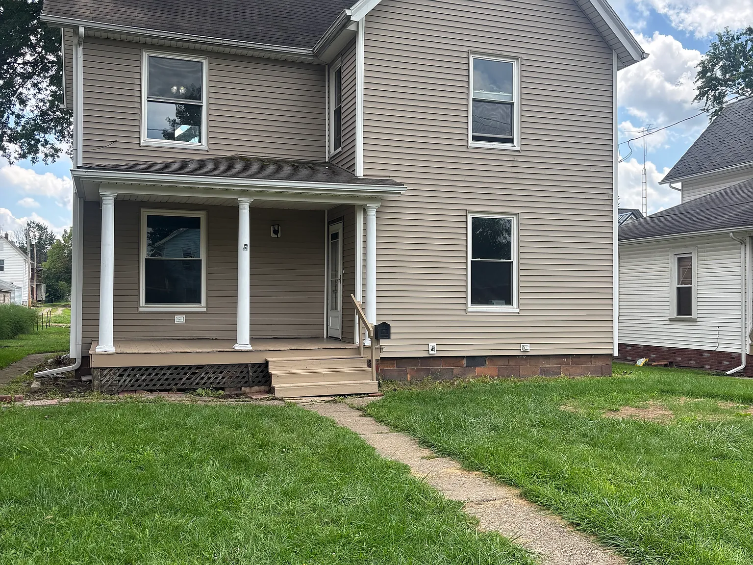 3 bed, 1632 sqft, $1,275 — Photo 1