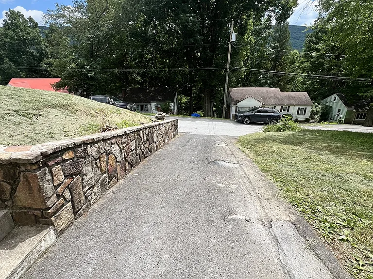 1219 East Dr — Photo 9