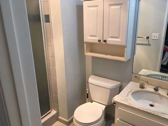 2nd image of 128 15th St APT A