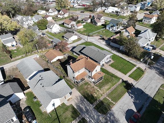4th image of 913 Colver St