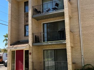 6332 Pershing Rd APT 1C, Berwyn, IL 60402