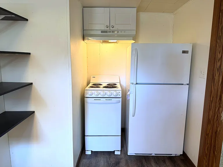 357 7th Ave S #1 — Photo 10