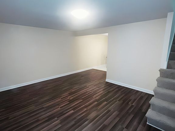 2nd image of 138 N Sterling Blvd