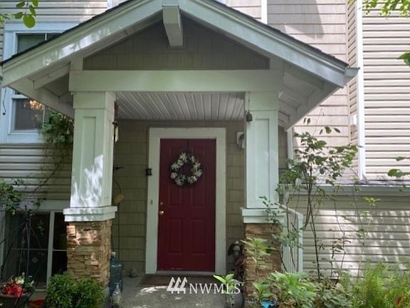 2nd image of 5329 236th Pl SE