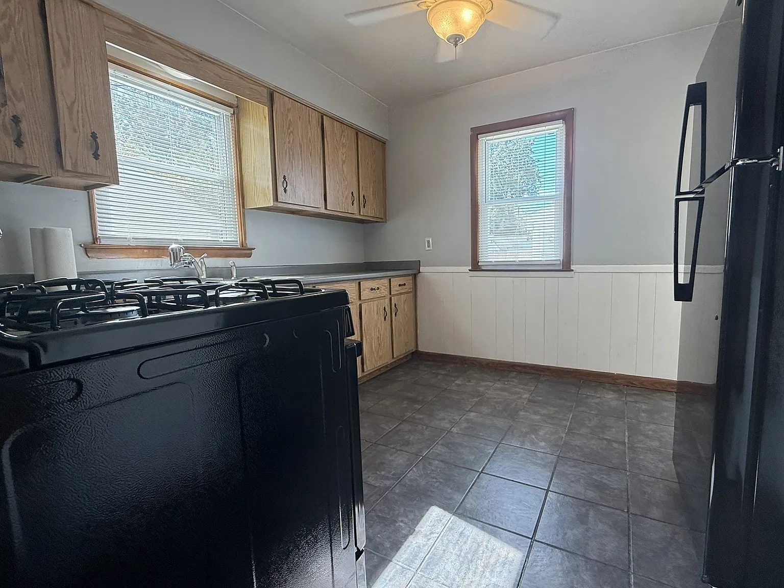21300 Wilmore Ave. Euclid 44123 — Photo 4