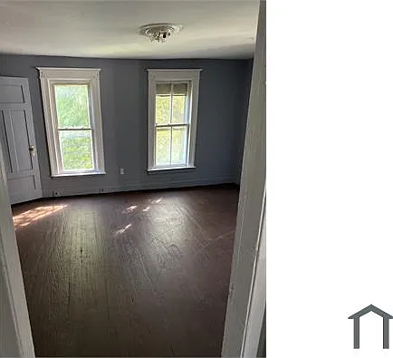 146 Clifford Ave #4 — Photo 2
