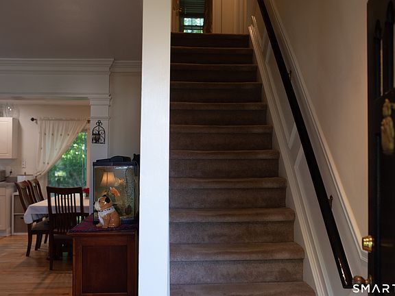 4th image of 781 Tunxis Hill Road