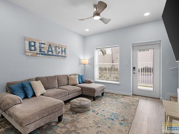 3rd image of 5100 Laguna Blvd #4