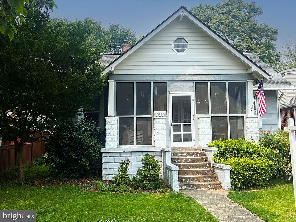 1st image of 929 20th St S