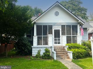 929 20th St S, Arlington, VA 22202