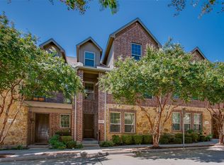 4421 Riverview Dr, Carrollton, TX 75010