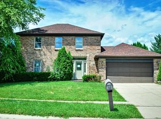 767 Cheyenne Ct, Elgin, IL 60123