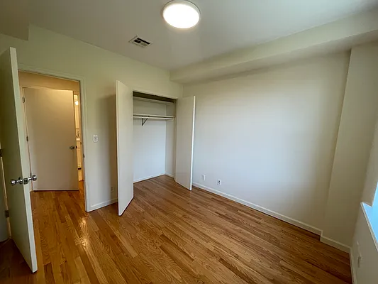 Bedroom, photo 3