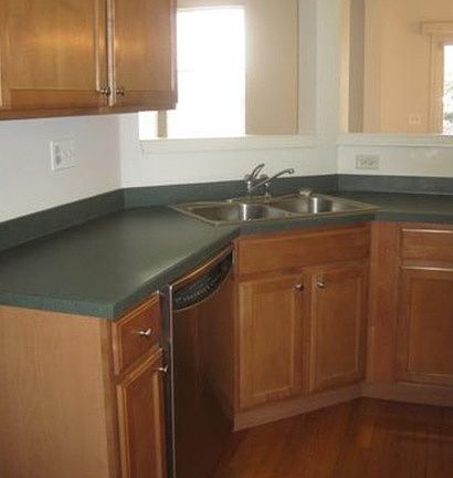 3rd image of 1508 Yellowstone Dr