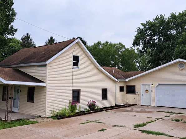 923 W Kohler St, Kenton, OH 43326