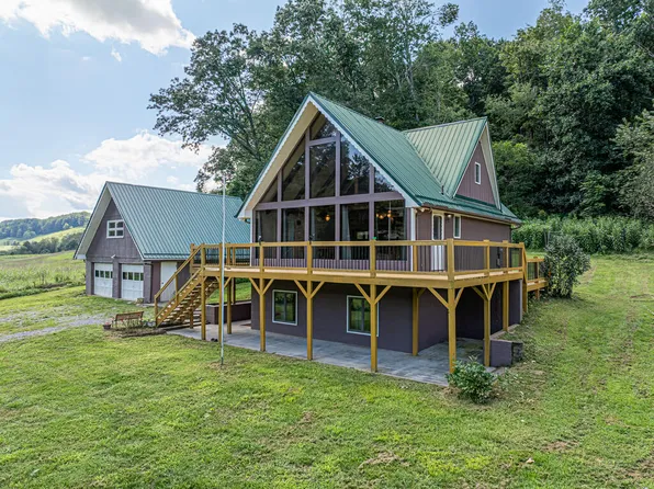 28271 Robindale Rd, Meadowview, VA 24361