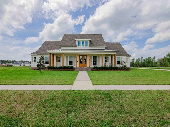 43526 Collyns Cv, Prairieville, LA 70769