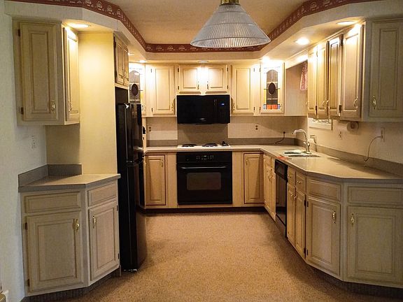 3rd image of 712 Tidball Ave
