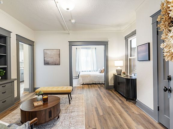 4th image of 804 SE Cesar E Chavez Blvd APT 27