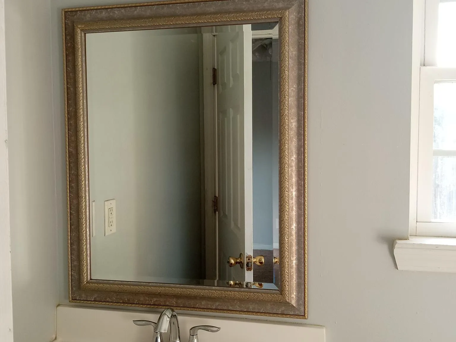 130 Ashdown Dr — Photo 4
