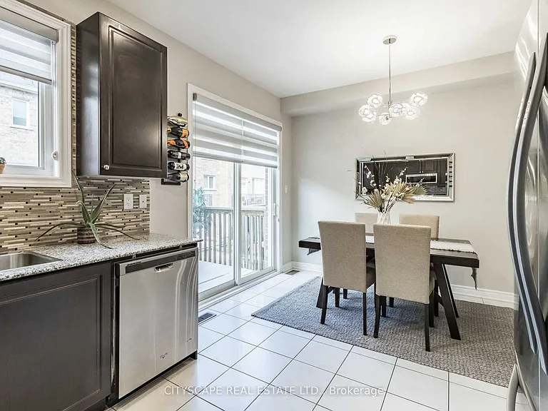 22 Rockbrook Trl — Photo 9