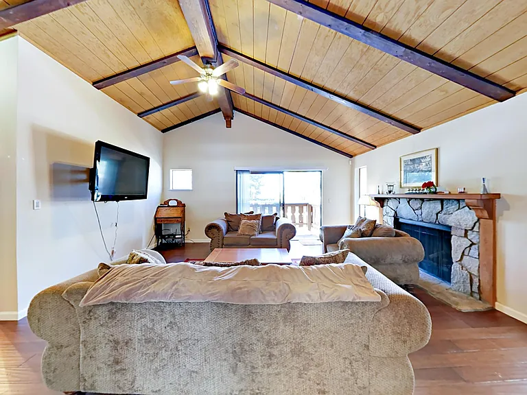 3294 Pine Hill Rd — Photo 5