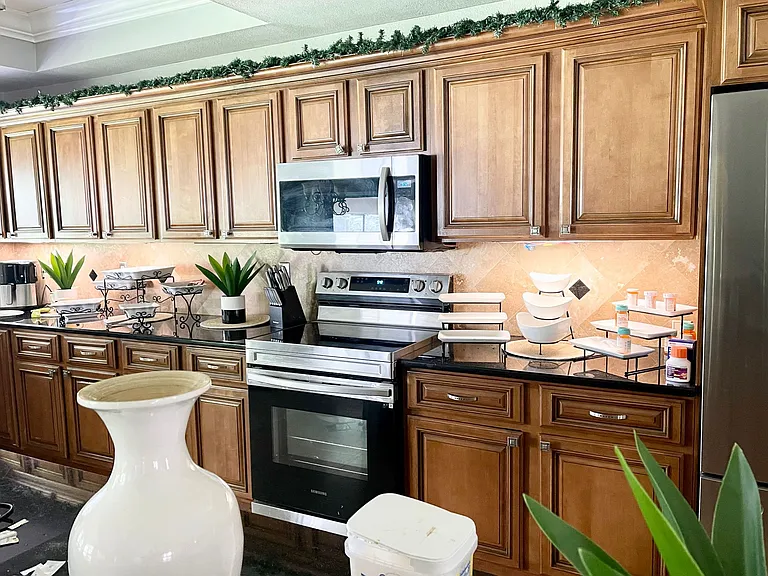 1102 S Sugartree Dr — Photo 11