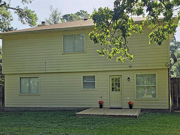 3rd image of 29003 Pine Forest Dr