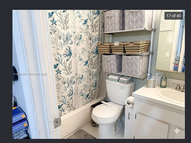 1212 SW 30th Ct #1212 — Photo 9