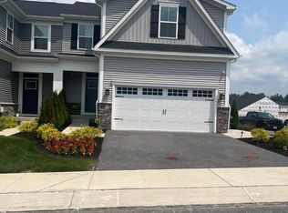 4001 Rudy Dr, Sykesville, MD 21784