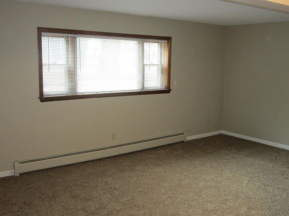 4th image of 1109 13th Ave N APT 1