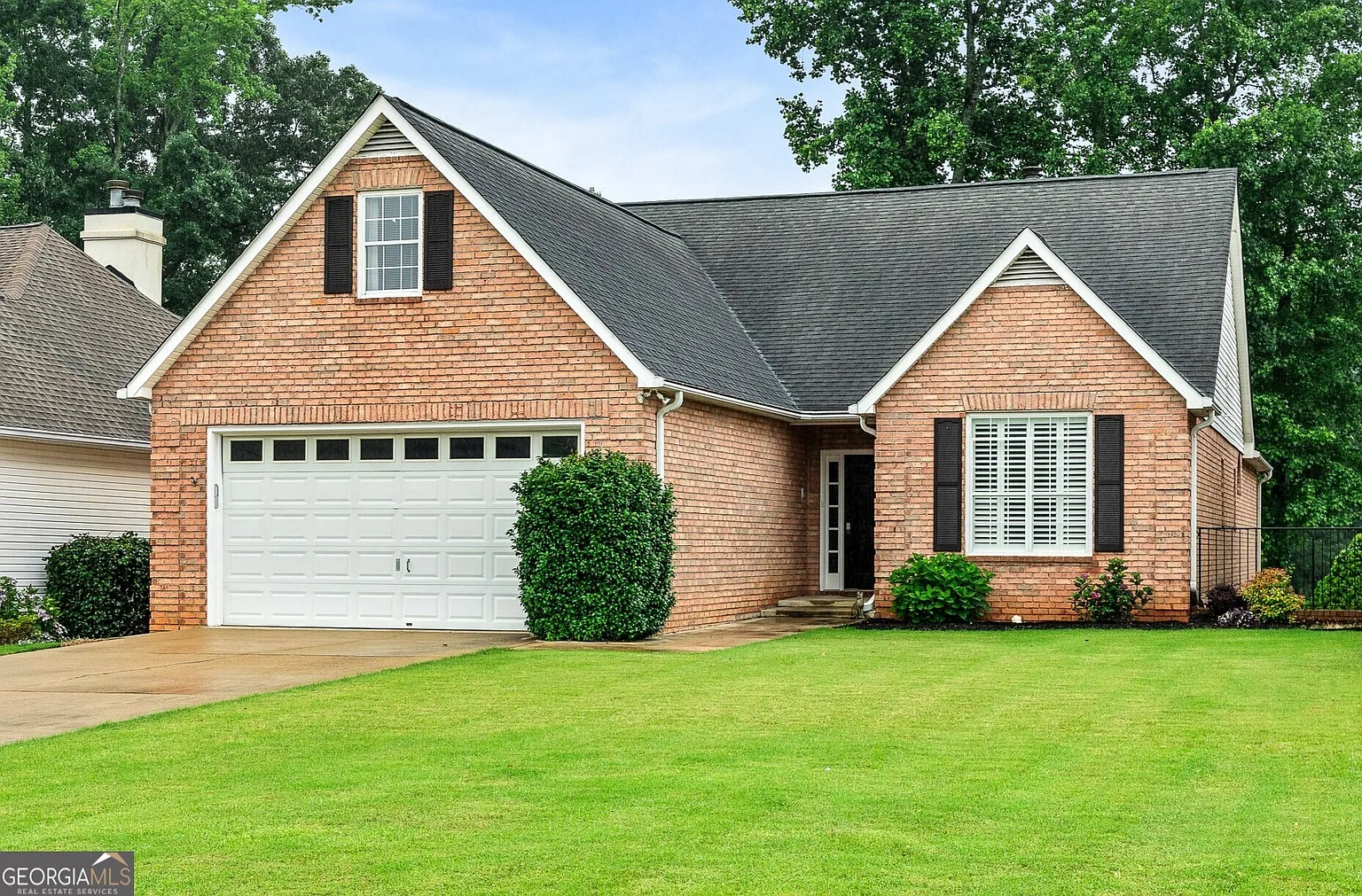 425 Fairway Ct photo 1
