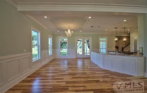 5th image of 3123 Dickinson Dr #21