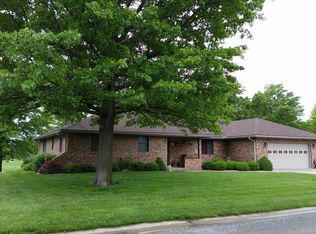 815 S Ridge Rd, Osage City, KS 66523