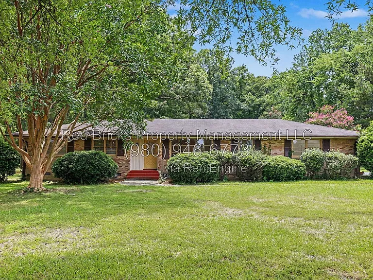 2501 Galloway Rd — Photo 3