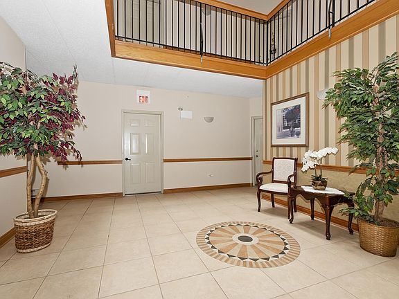 2nd image of 6745 S Pointe Dr Unit 1C