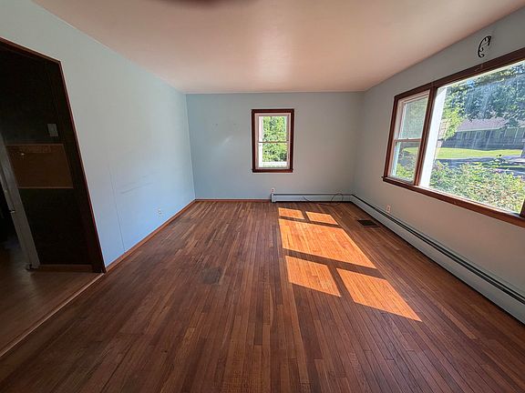4th image of 75 Haynes Rd