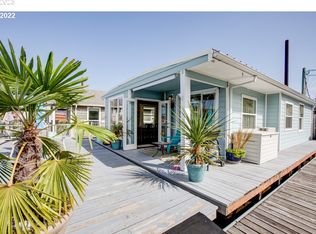 429 N Bridgeton Rd SLIP 9, Portland, OR 97217