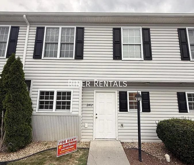 2412 Millwood Loop — Photo 1