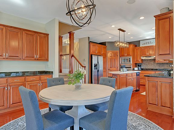 5th image of 1608 Blackberry Cir