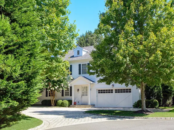 58 David Whites Ln #C2, Southampton, NY 11968