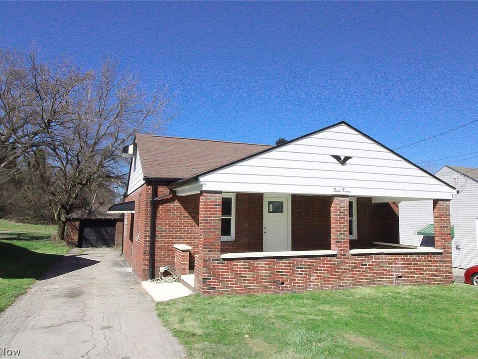 1st image of 820 Cornell St