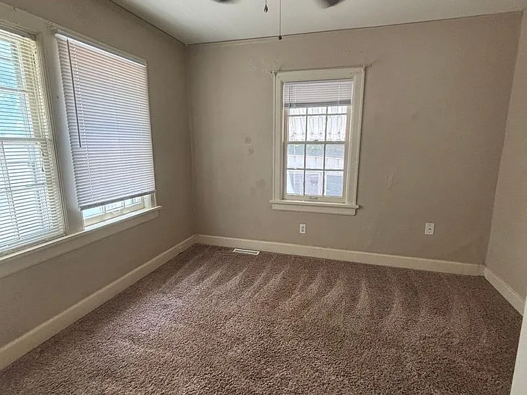 1435 Fairmount St — Photo 9