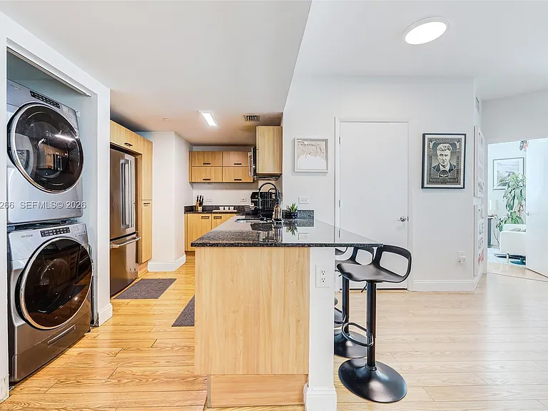 350 S Miami Ave #2104 — Photo 8
